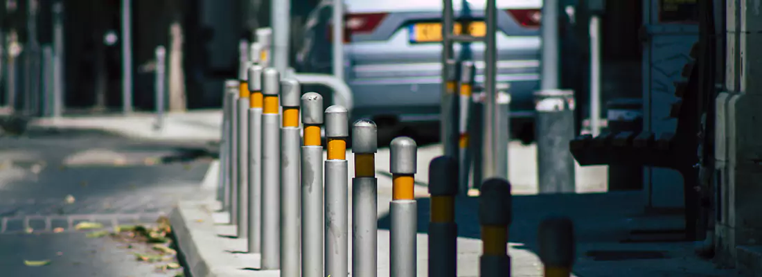 Safe and Convenient Retractable Barrier Column Systems for Properties in The Hammocks, FL